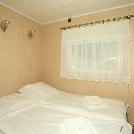 Alojamento de Turismo Selvagem Wynajem Domkow 